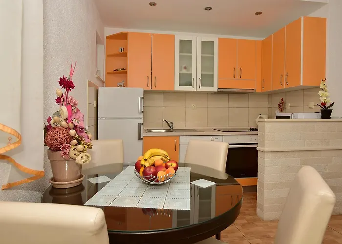 Apartments Luetic